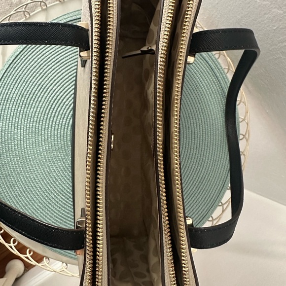 Kate Spade Tote - Picture 16 of 16
